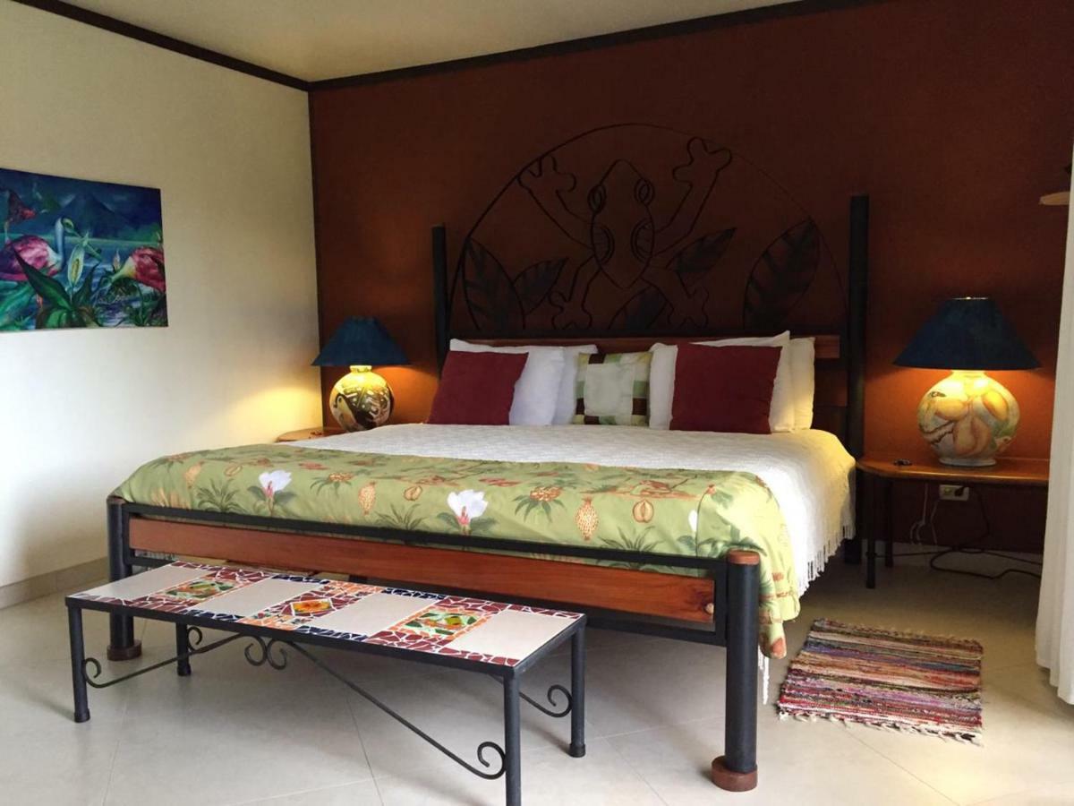 Bed & Breakfast Lucky Bug